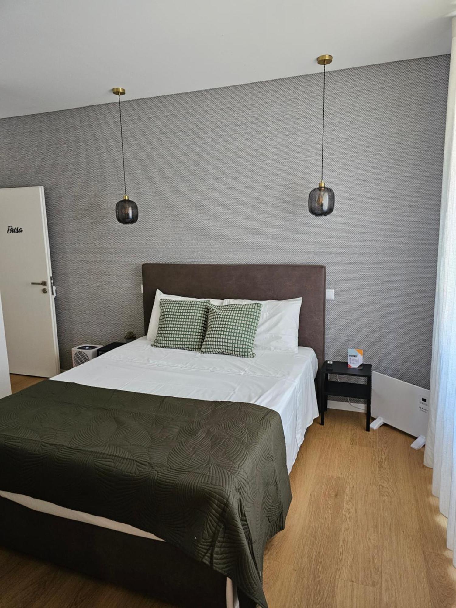 Surfsoul Guesthouse - Bed And Breakfast เปนิช ภายนอก รูปภาพ